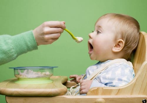 baby feeding